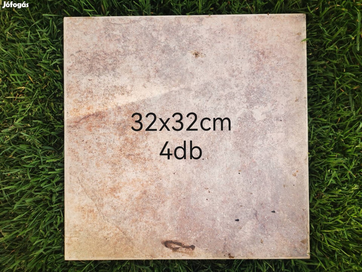 Járólap, többféle szín és méret, pár db, pótlásnak