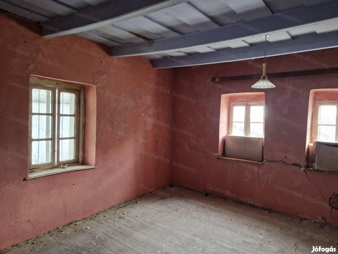 Jászdózsán 63 nm-es, erősen felújítandó vagy lebontandó ház