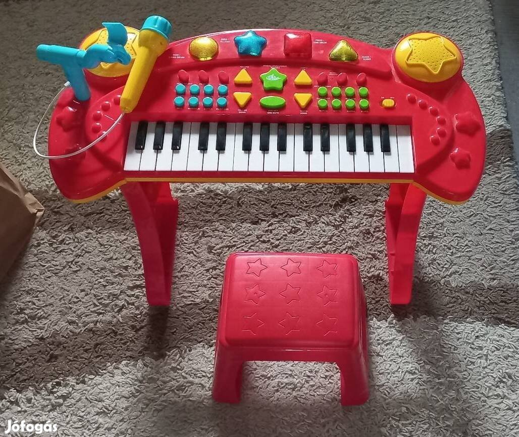 Játék zongora