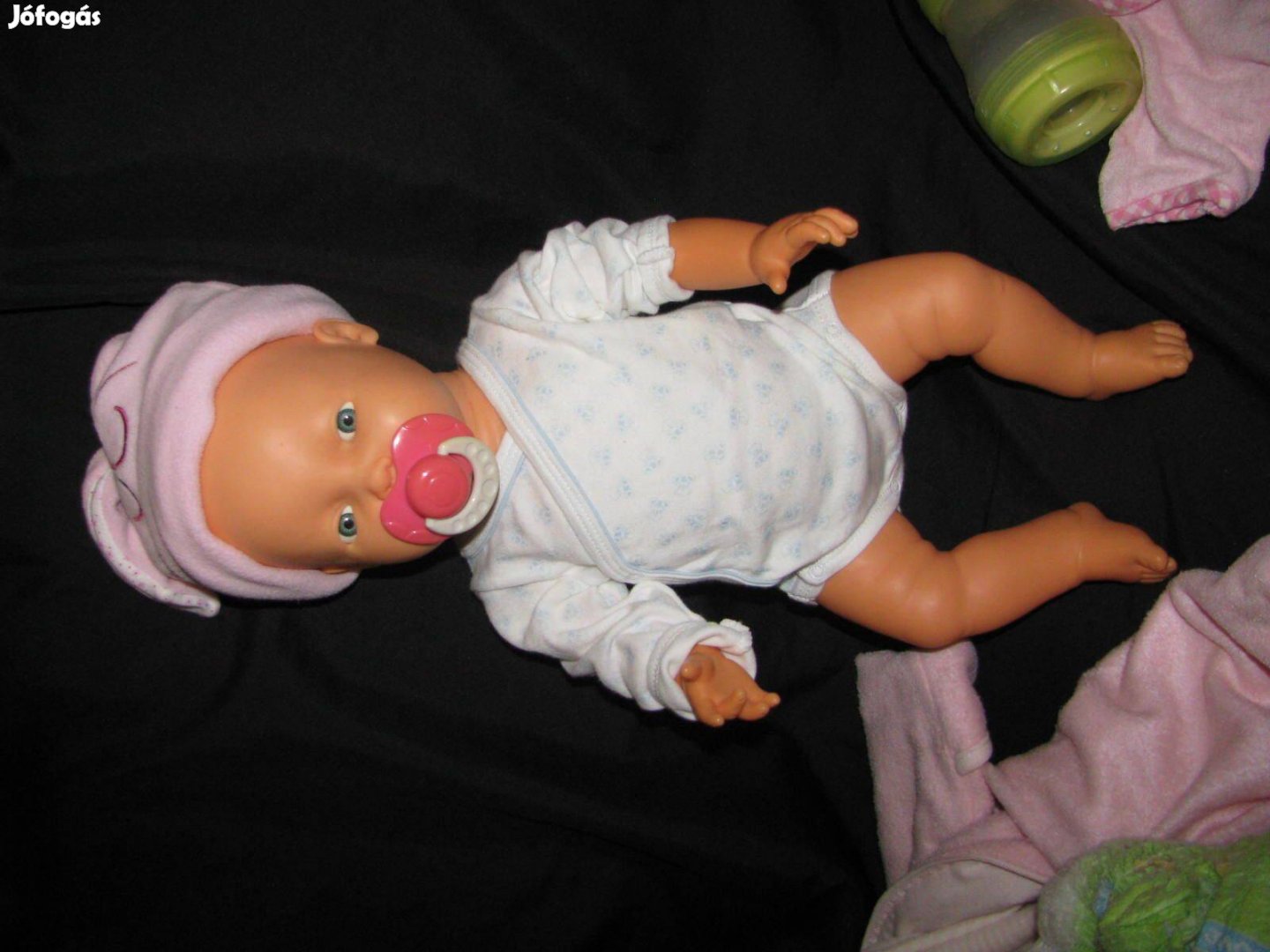 Játékbaba 45 cm, kiegészítőkkel csecsemőbaba gyönyörű