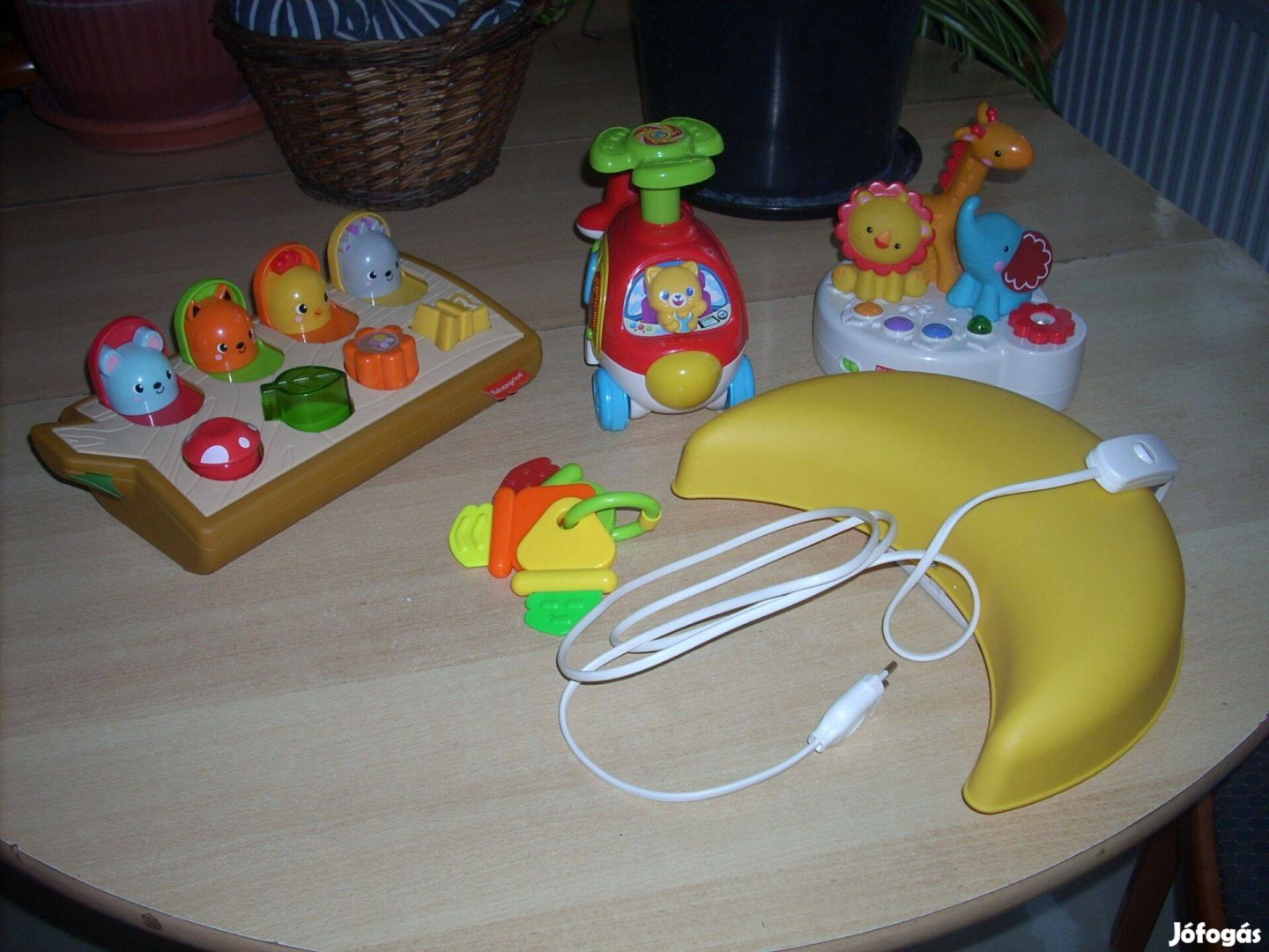 Játékcsomag kicsiknek Fisherprice készség fejlesztő, zenélő.+