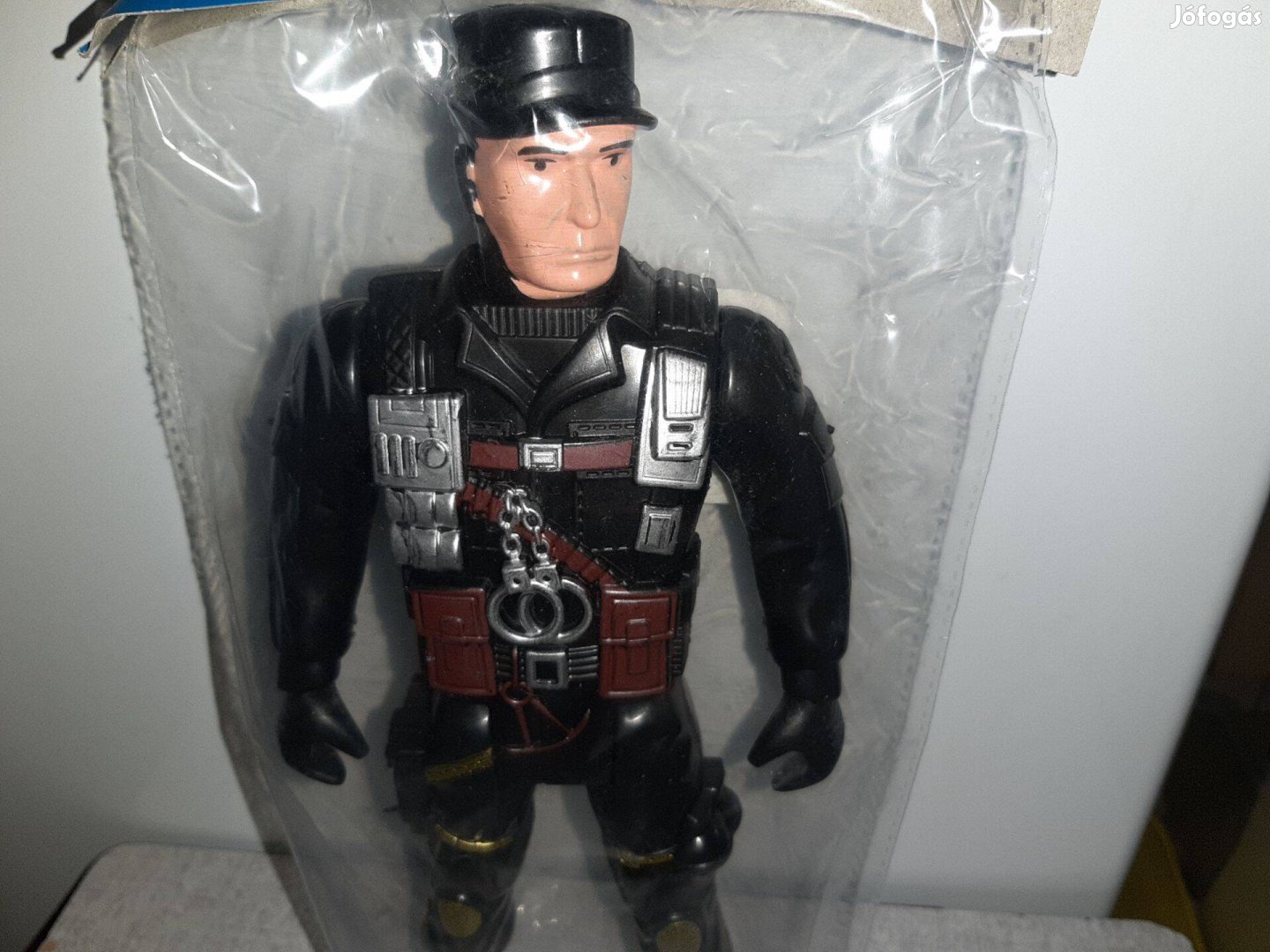 Játékfigura 30 cm -férfi
