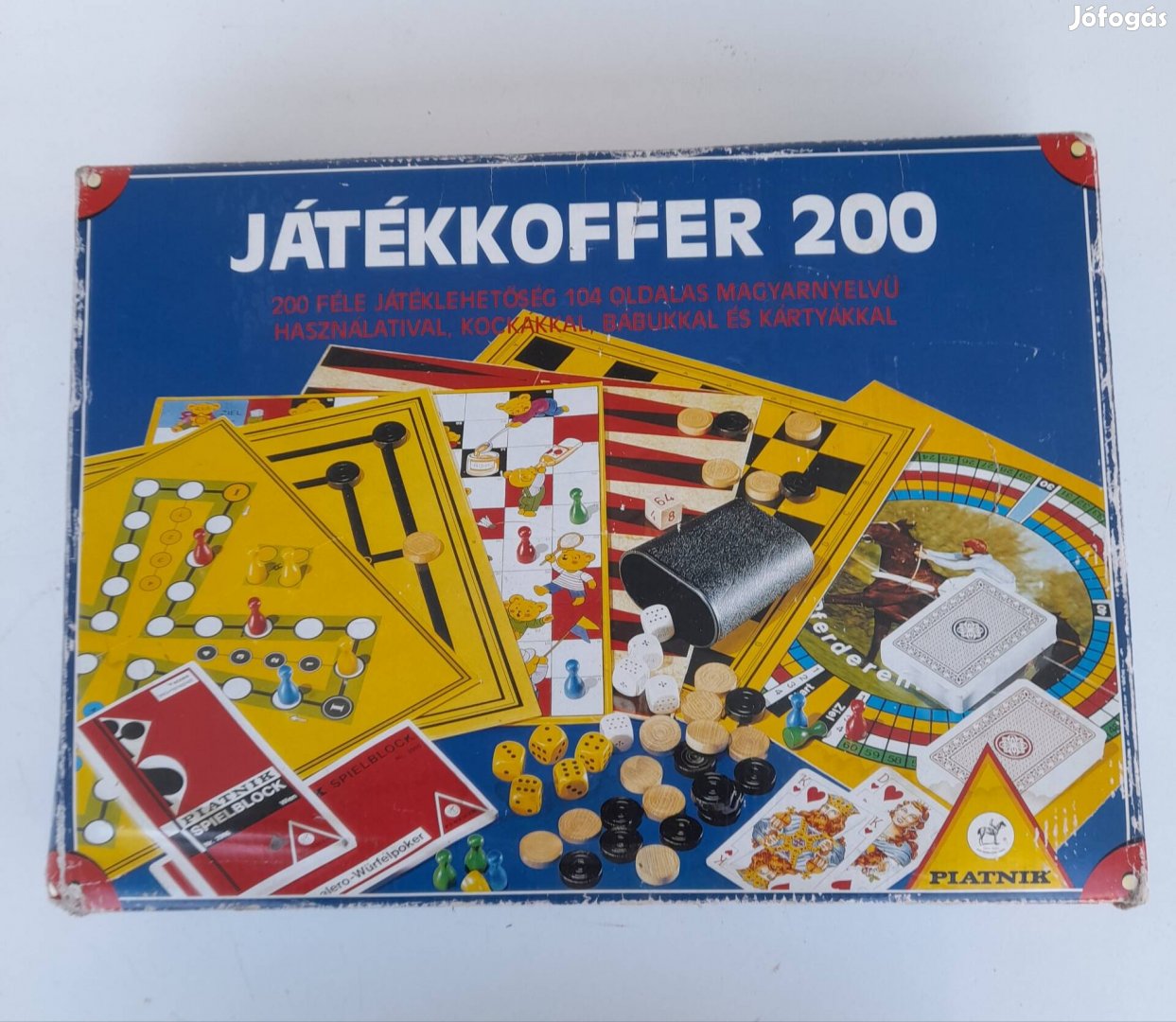 Játékkoffer 200 társasjáték 