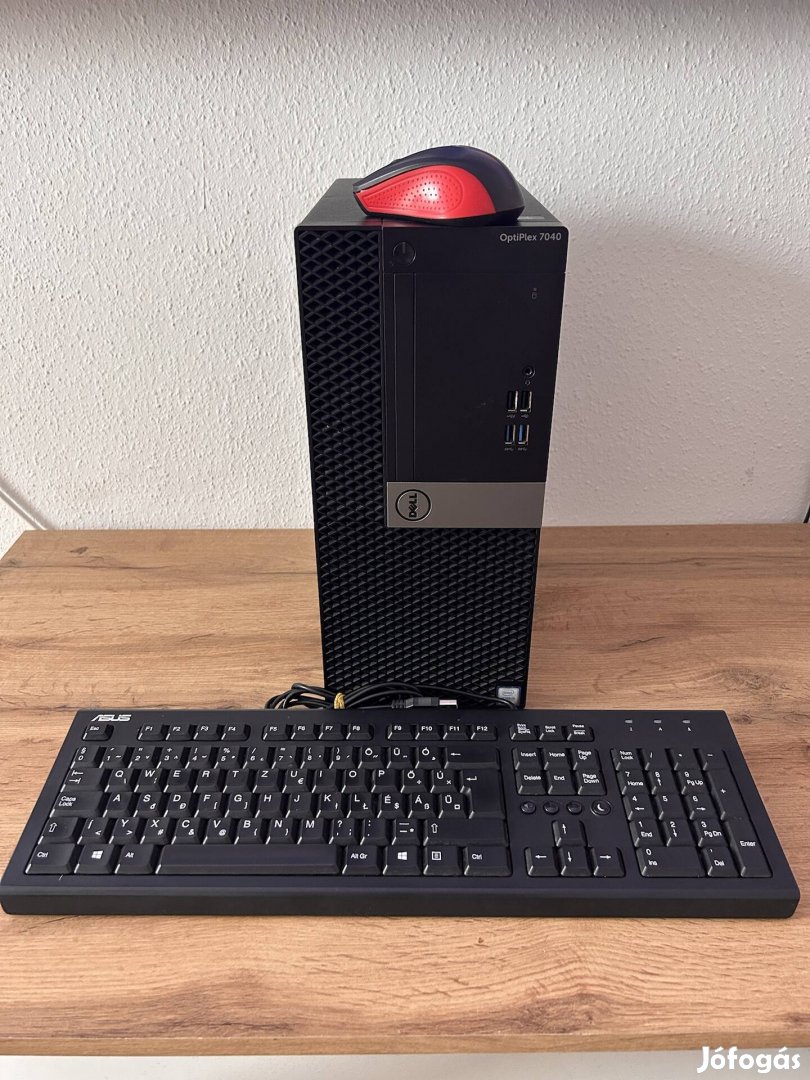 Játékra összerakott kezdő Gamer pc.