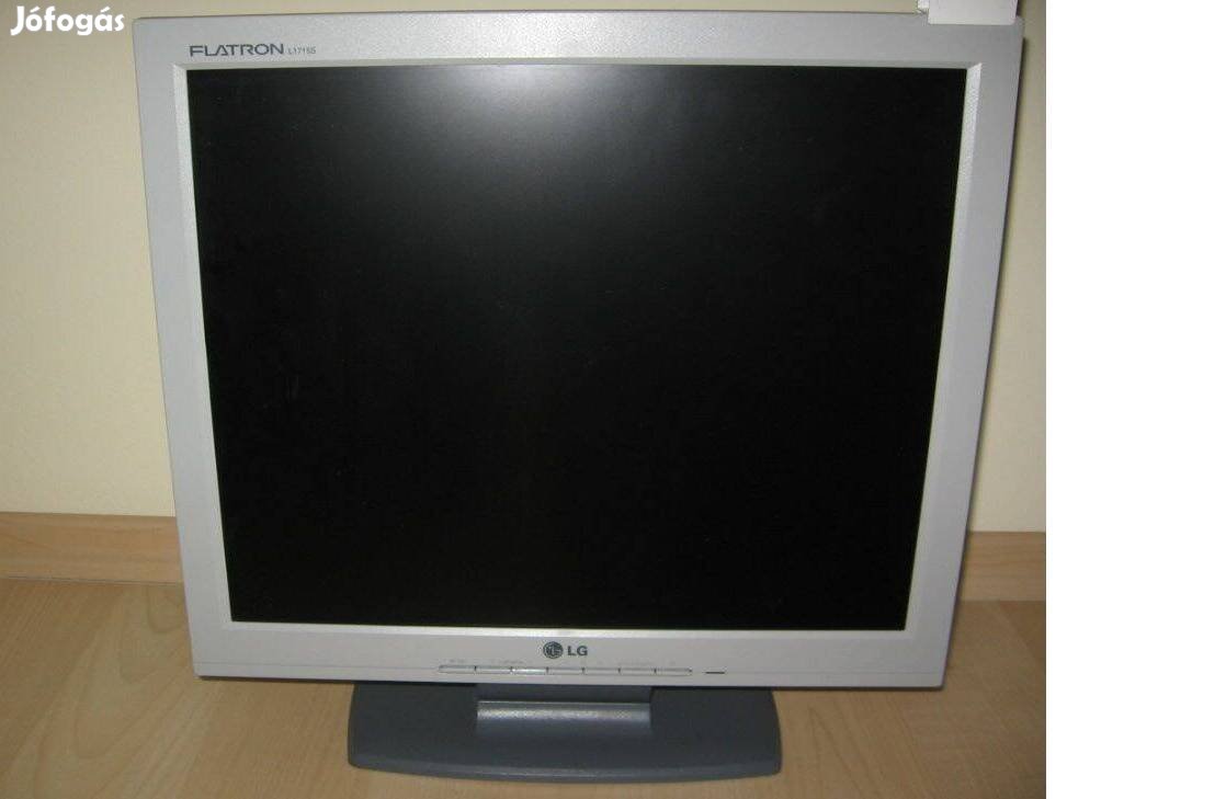 Javítást igénylő monitor számítógéphez