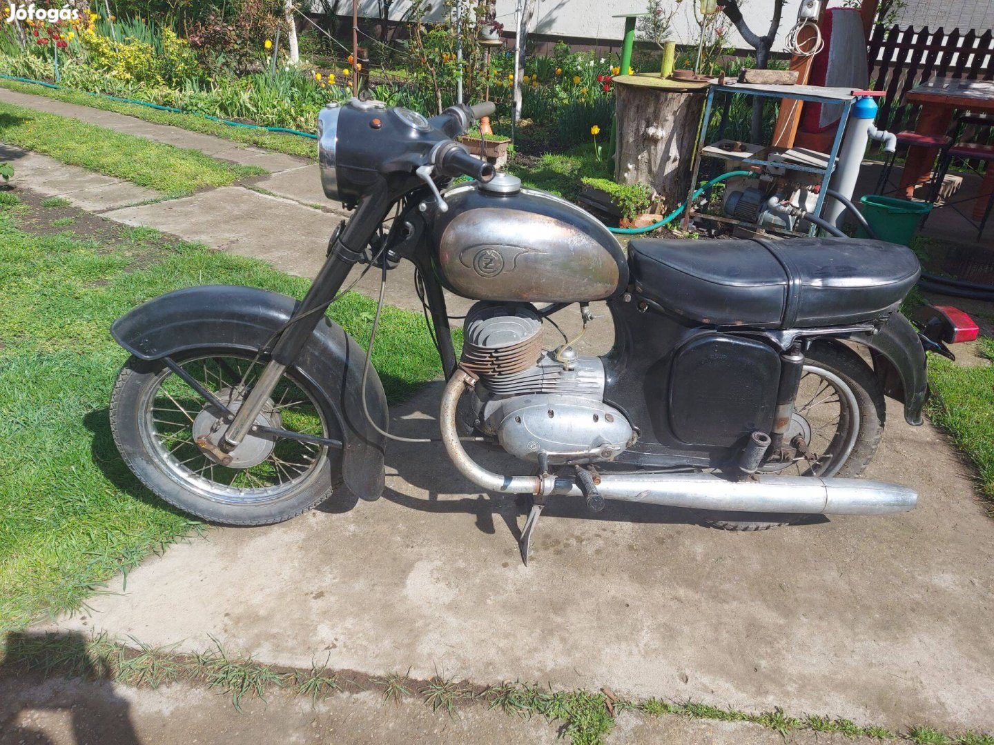 Jawa 175ccm motorkerékpár