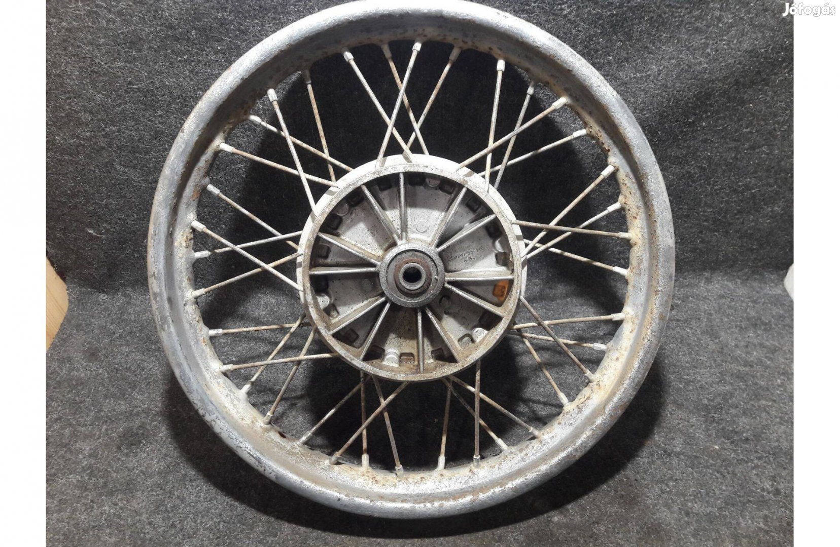 Jawa 250 / 350 hátsó kerék 16 coll