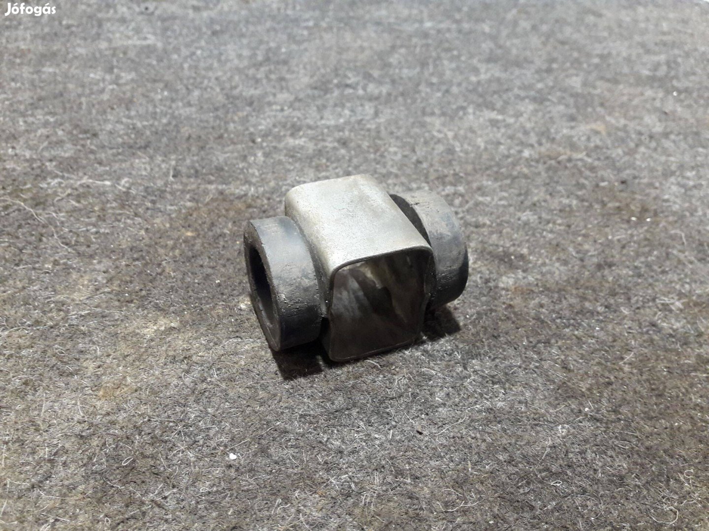 Jawa 350 TS / 634 / 638 benzintank tartó gumibak
