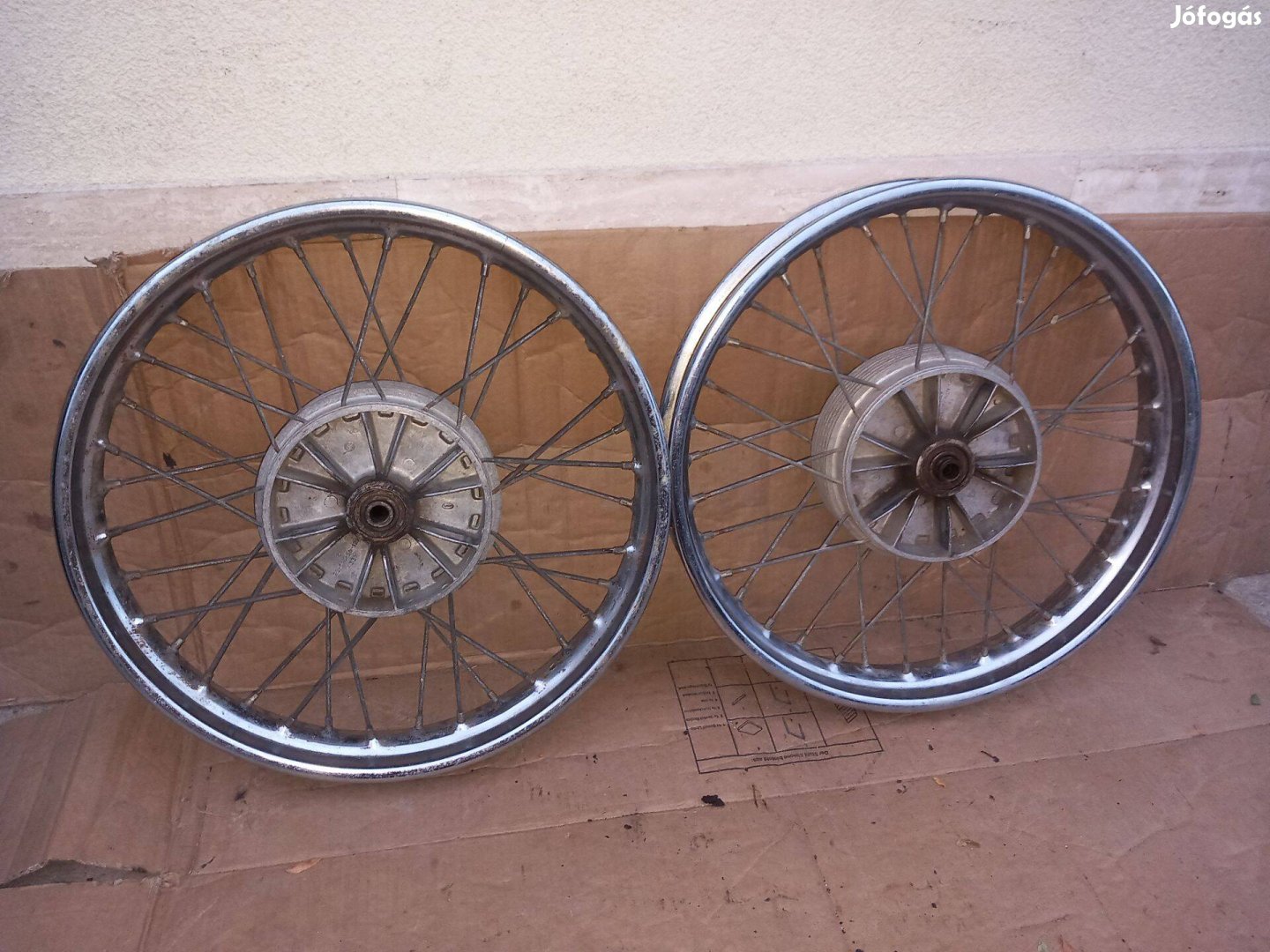 Jawa 350 / 634 18 colos kerekek