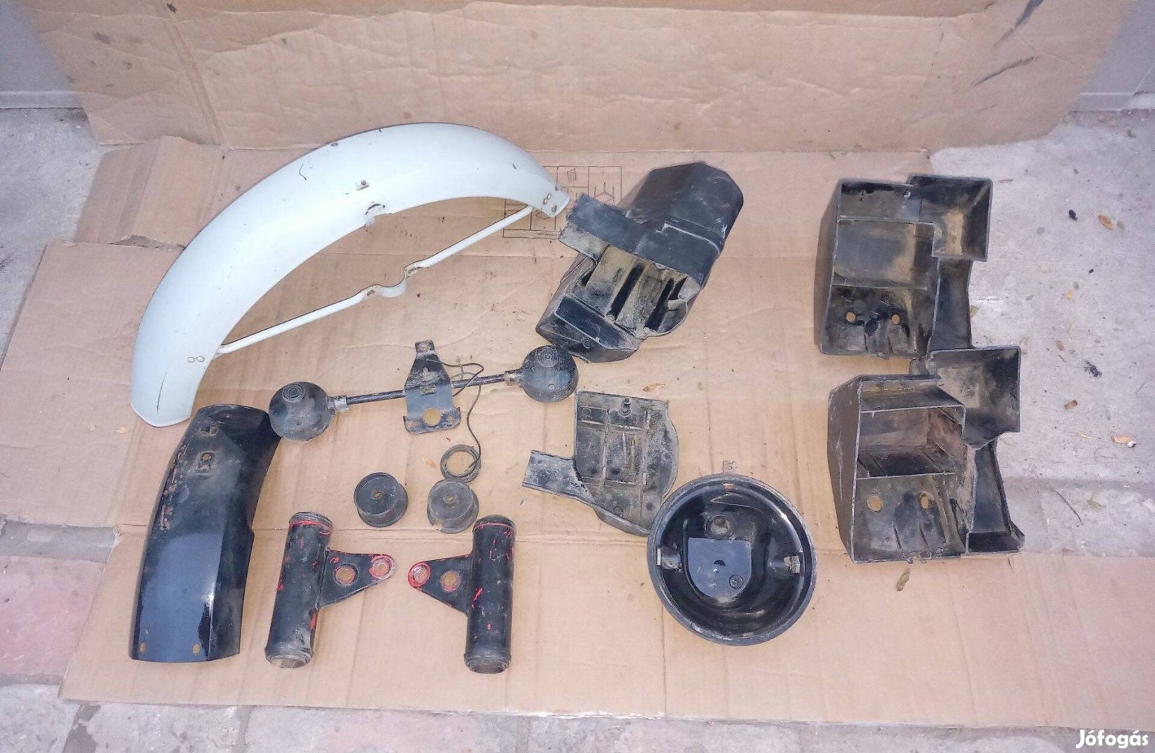 Jawa 350 / 634 váz alkatrészek