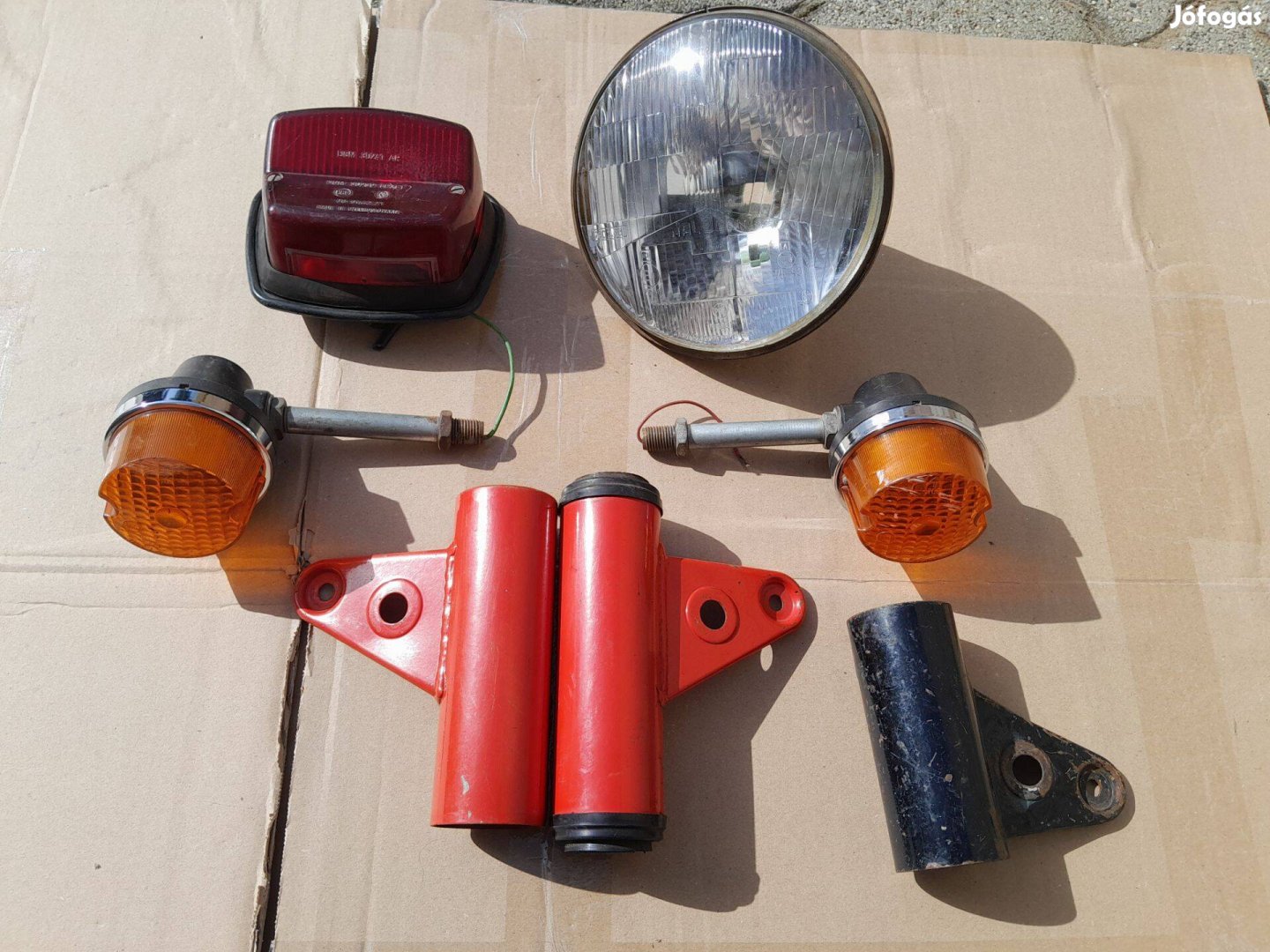 Jawa 350 alkatrészek veterán