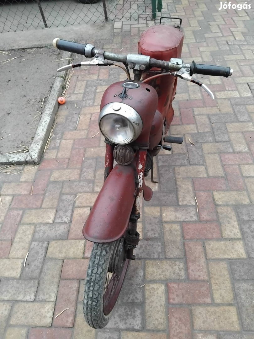 Jawa 555 tuskó