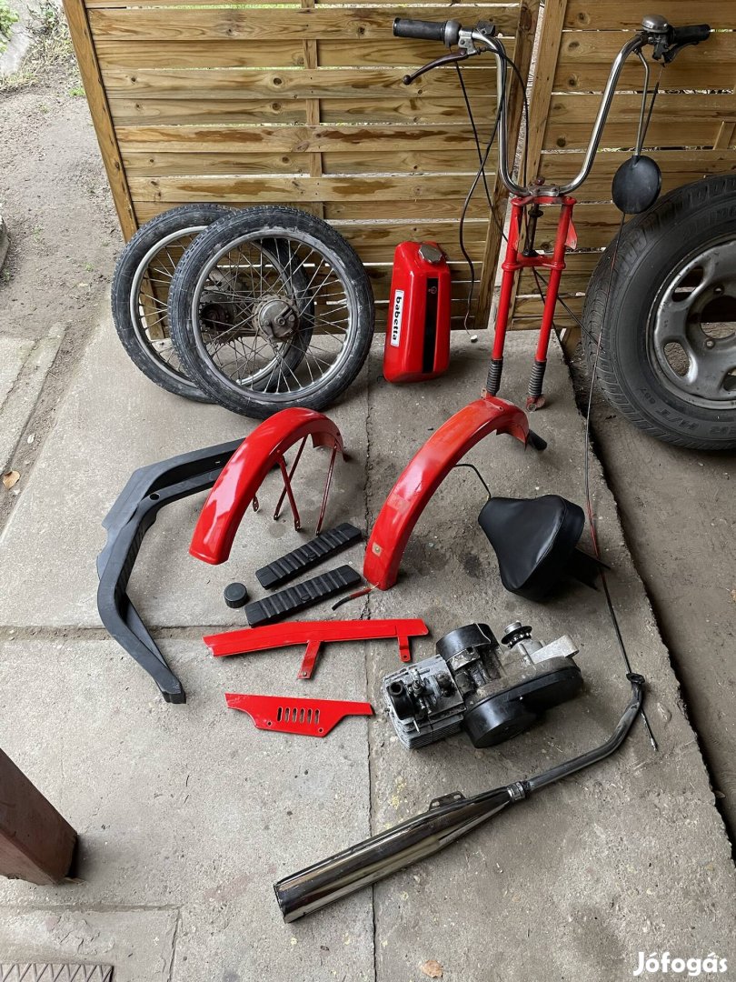 Jawa Babetta 210 alkatrészek 