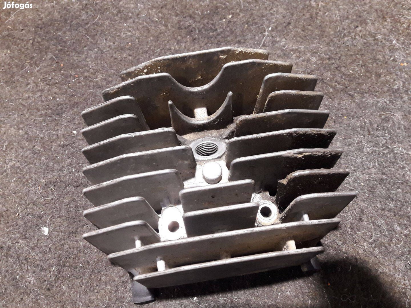 Jawa Babetta 210 gyári hengerfej