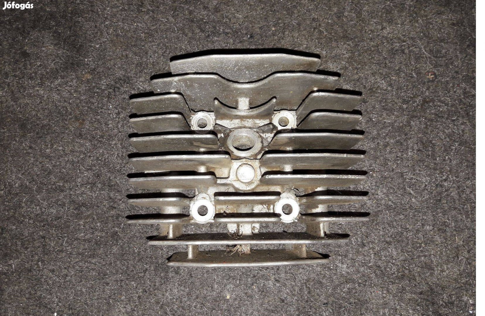 Jawa Babetta 210 hengerfej