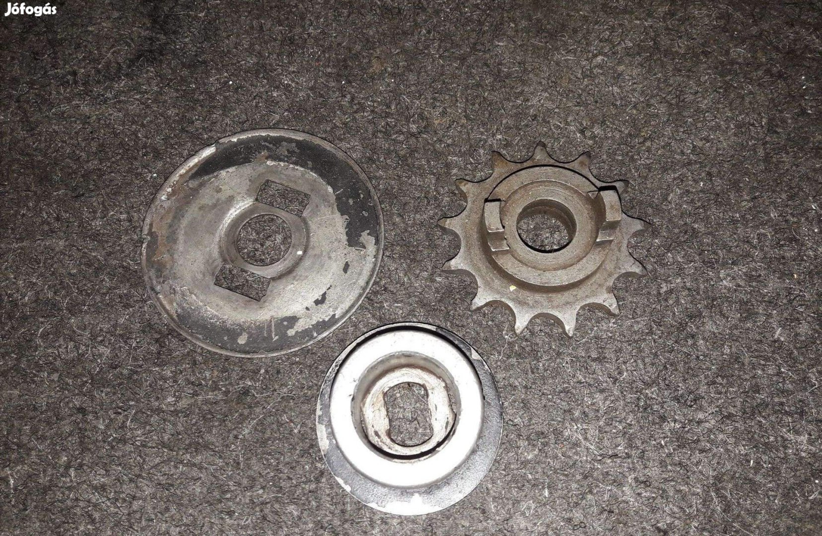 Jawa Babetta 210 kis lánckerék szett z13