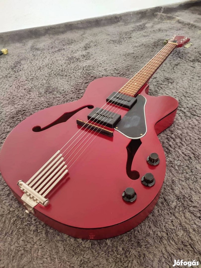 Jazz gitár Archtop 