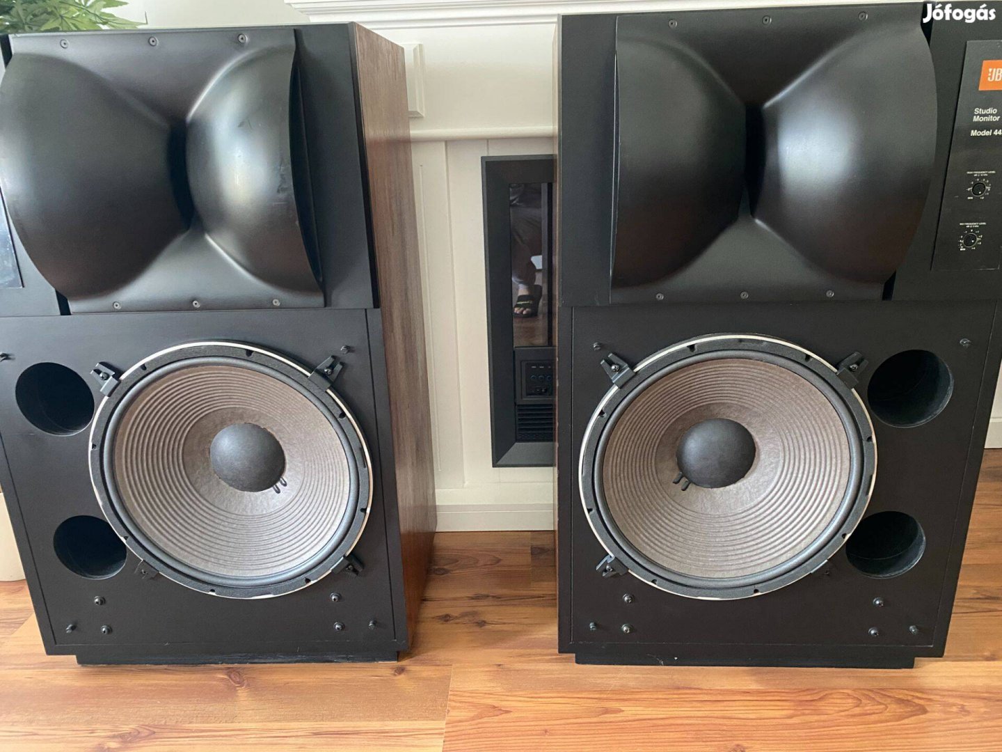 Jbl 4430 studio monitor