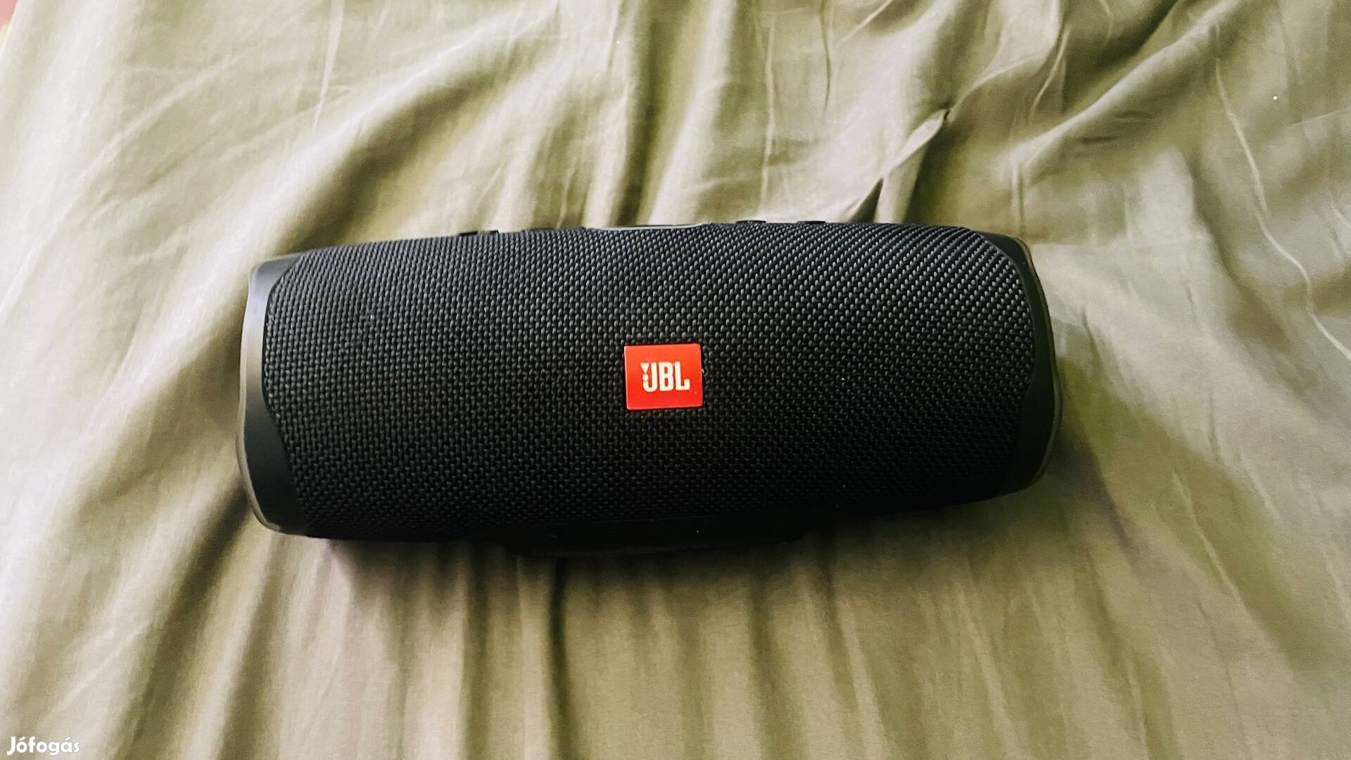 Jbl Charge 4 hordozható hangszóró