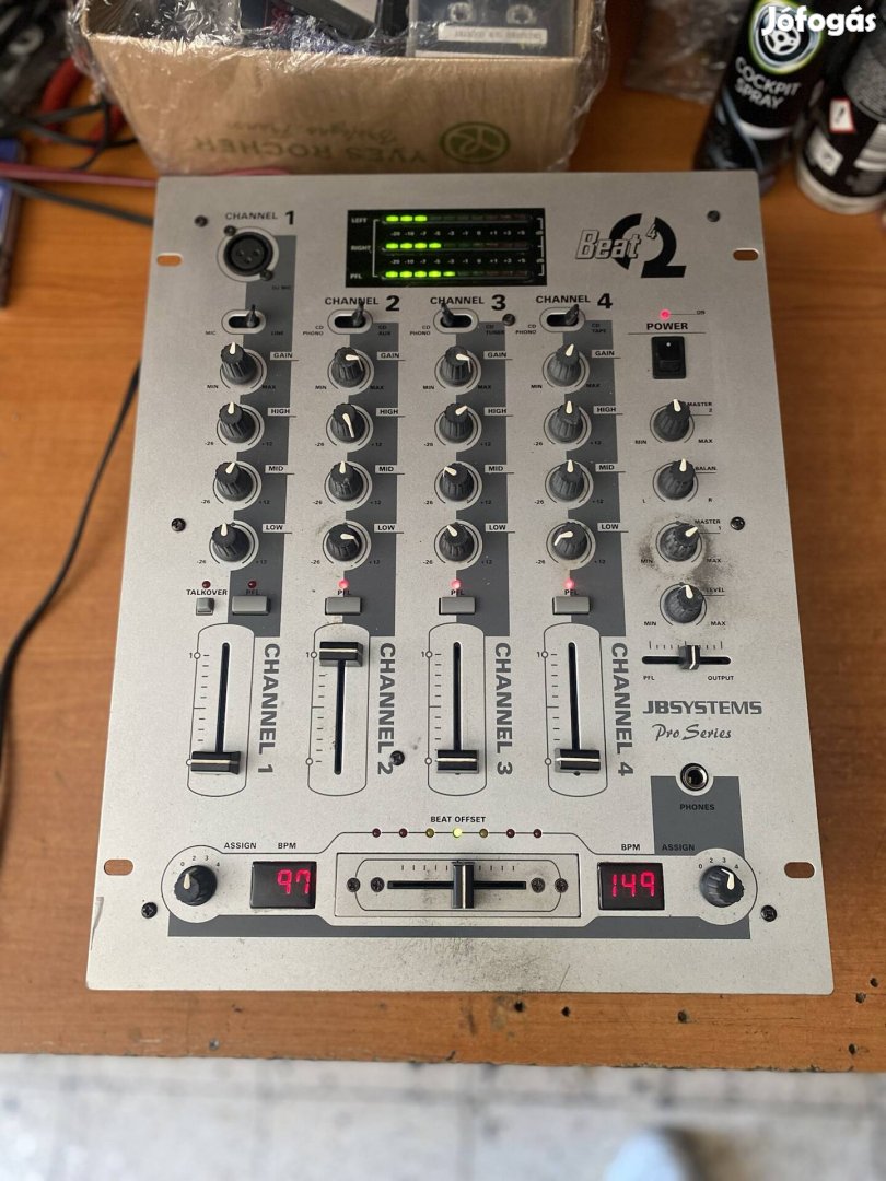 Jbsystems Pro Serias Beat 4 mkii DJ-Mixer használt de jó állapotban 