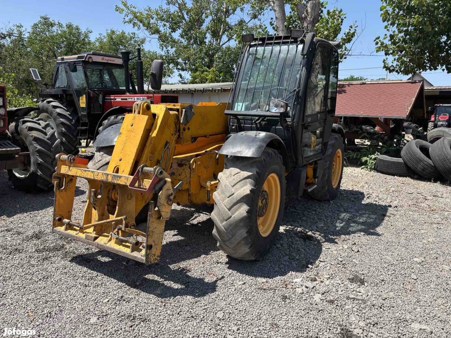 Jcb 530 70 teleszkópos rakodó