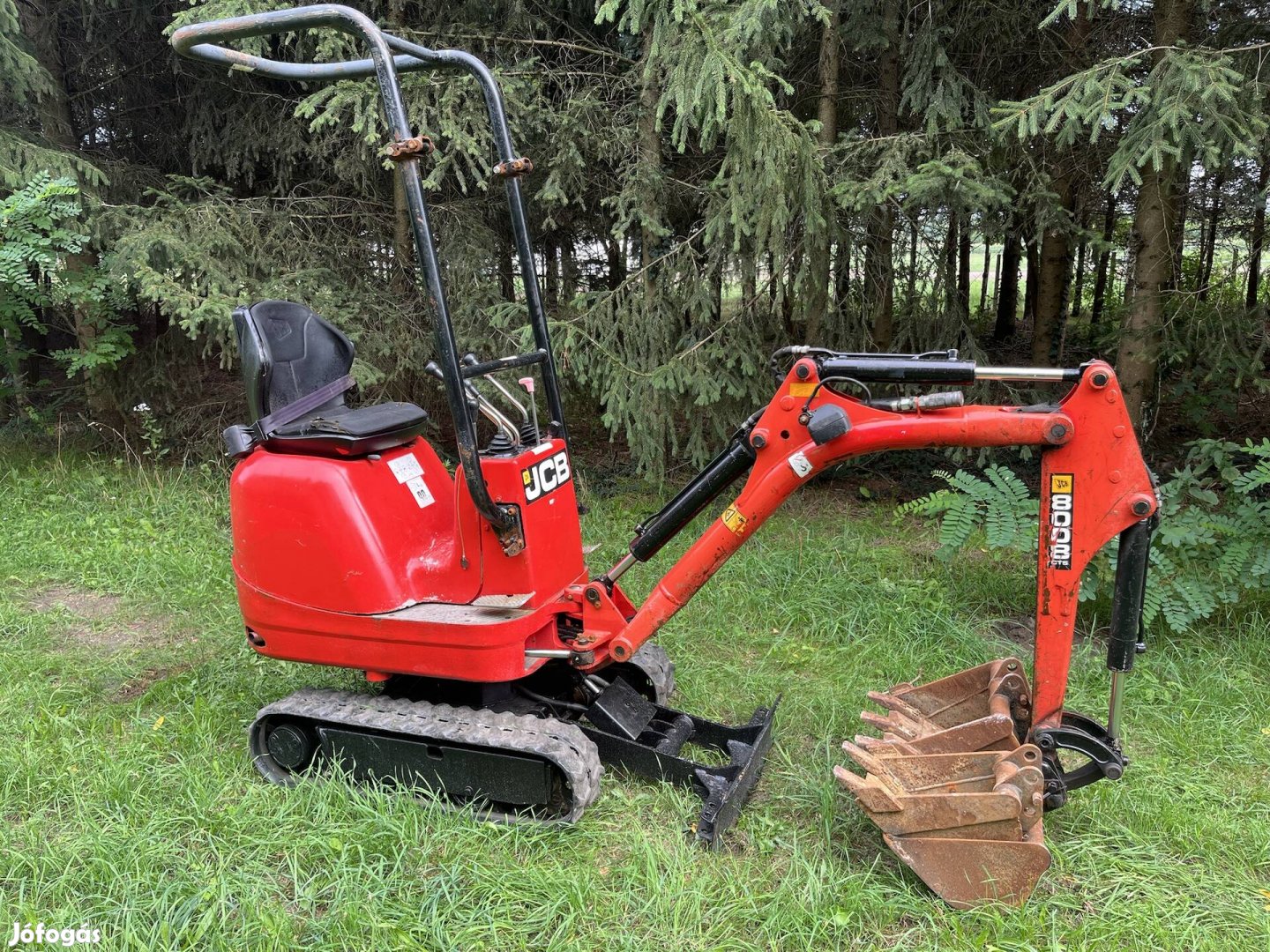 Jcb 8008 minikotró árokásó