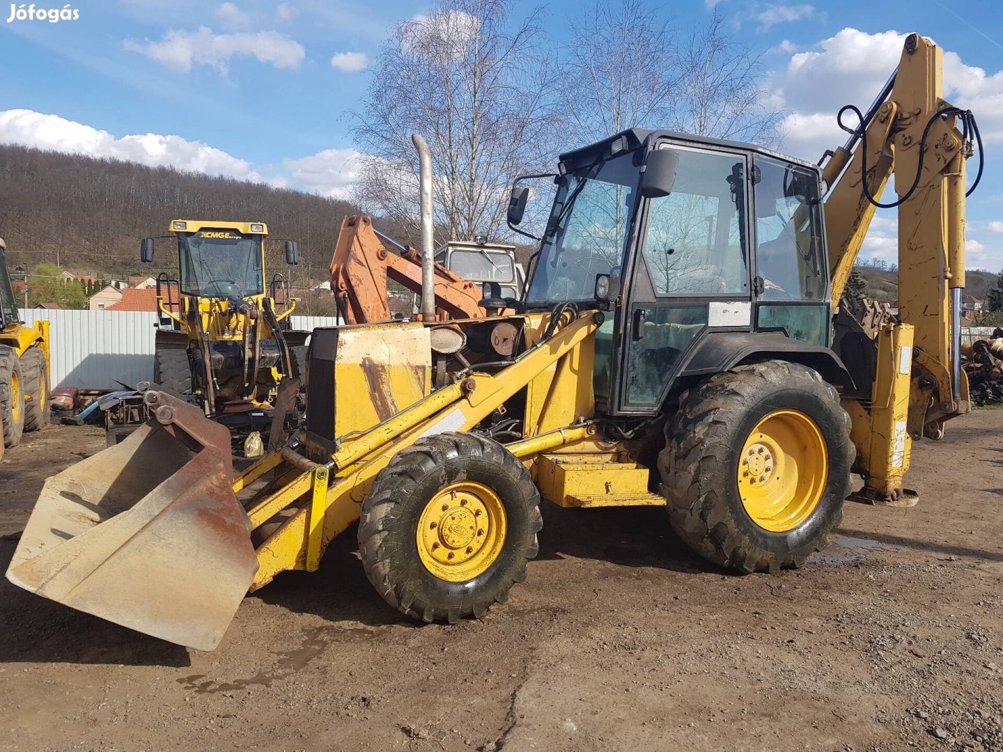Jcb,cater,ford 655c 4x4.