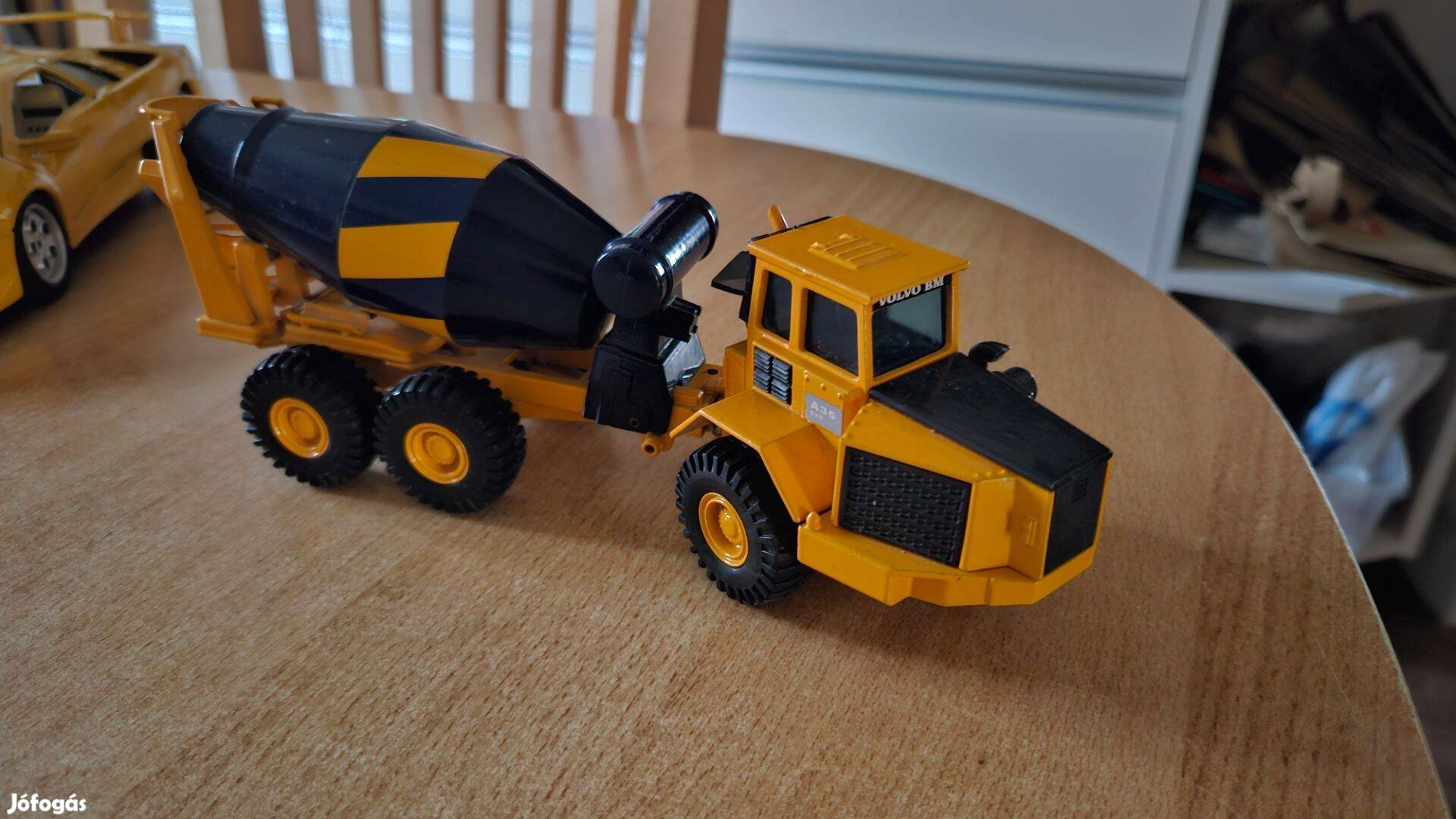 Jdal Volvo BM 35 mixer derékcsuklós dömper 1:18