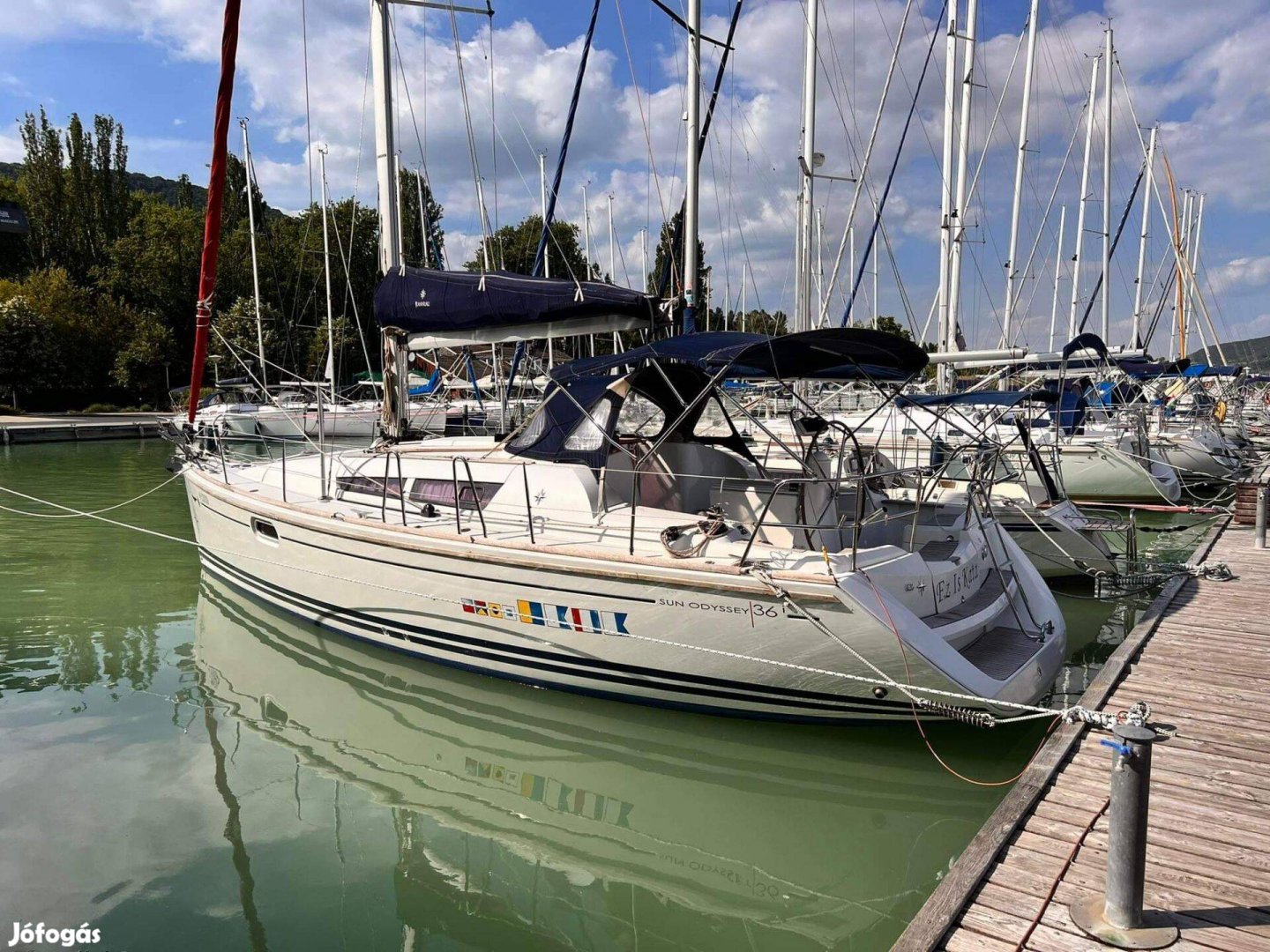 Jeanneau Vitorláshajó