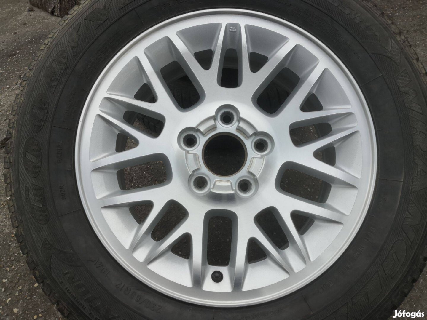 Jeep 17-es gyári pótkerék 5x127-es 1db