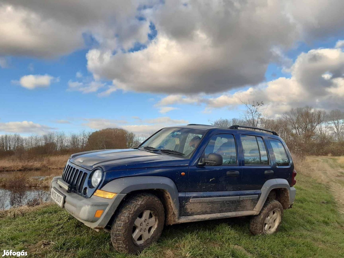 Jeep Cherokee KJ 2.8 Crd-Csere is:quad,cross,enduro