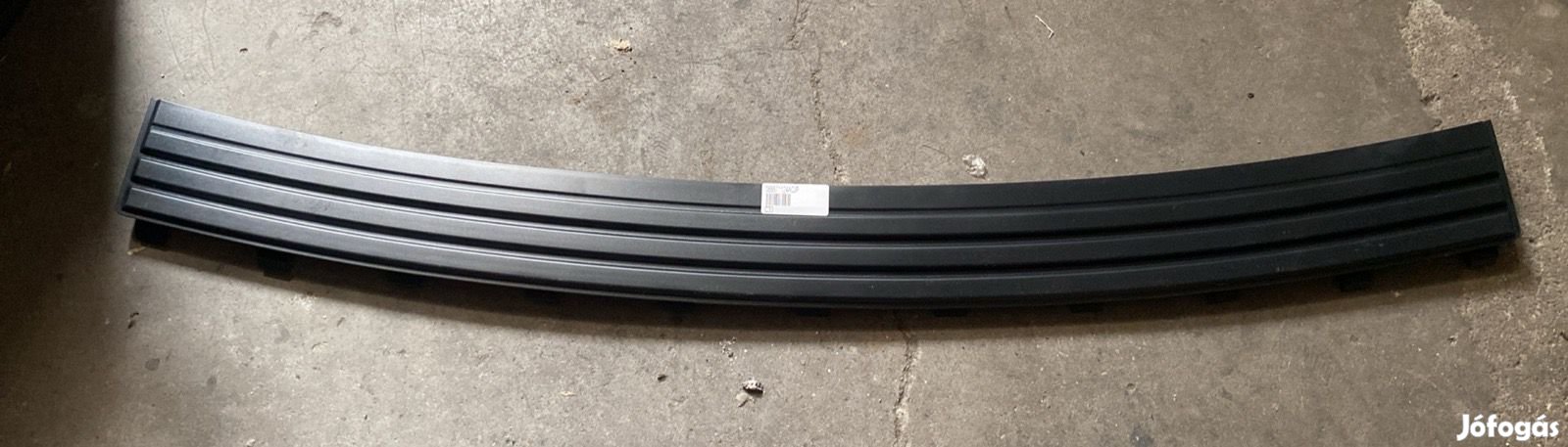 Jeep Grand Cherokee lökhárító rátét, hátsó lökhárítóhoz