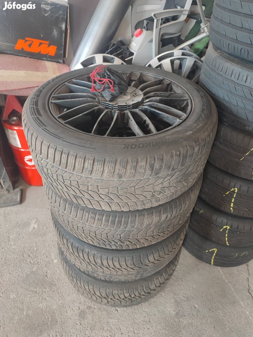 Jeep Grand cherokee téli kerék gumival