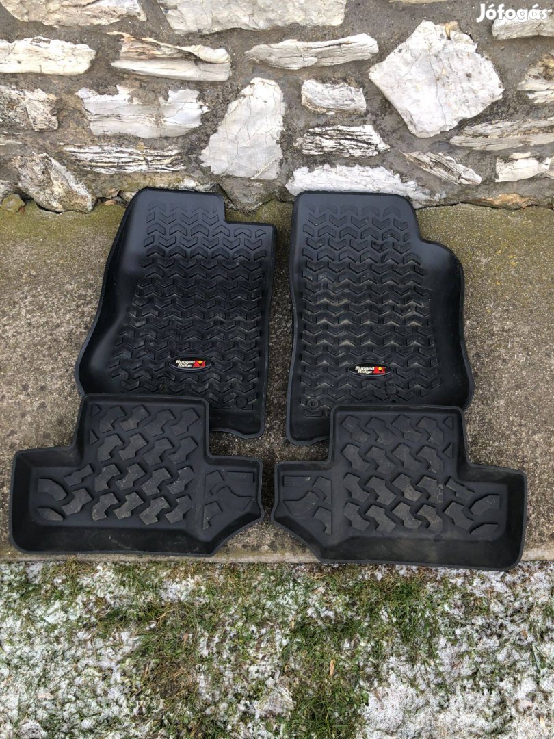 Jeep Wrangler JK 2 door gumi szőnyeg