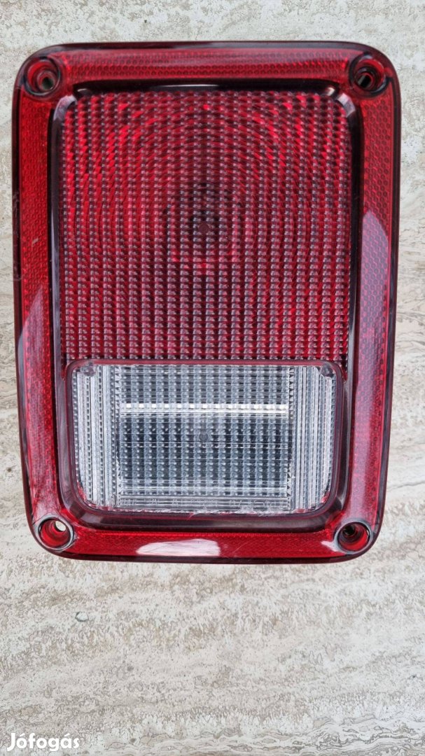 Jeep Wrangler sahara komplett hátsó lámpa 2012 15 újszerű
