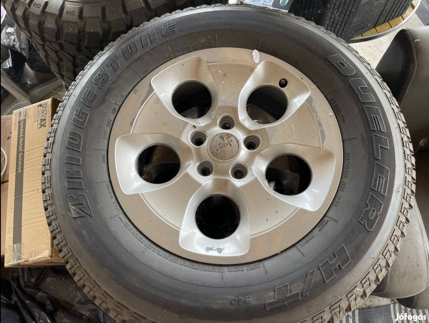 Jeep felni és gumi 4 db