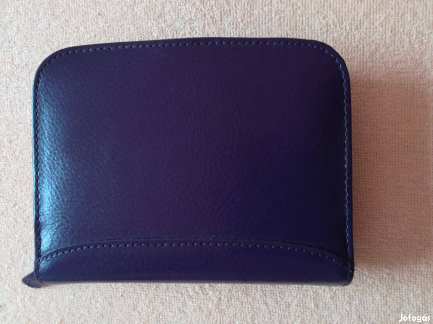 Jegyzetfüzet lila bőrkötésban,olcsón!34