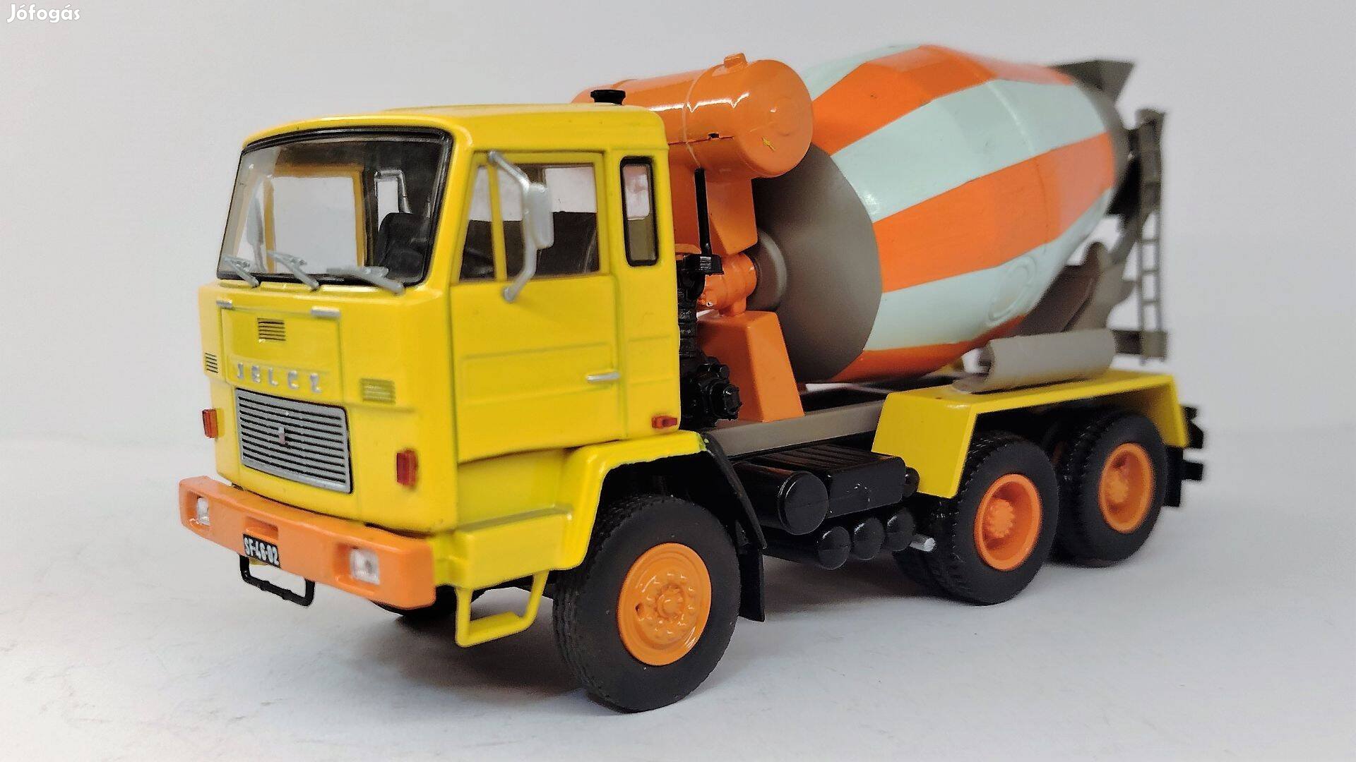 Jekcz 640 betonkeverő modell 1:43 új bontatlan eladó