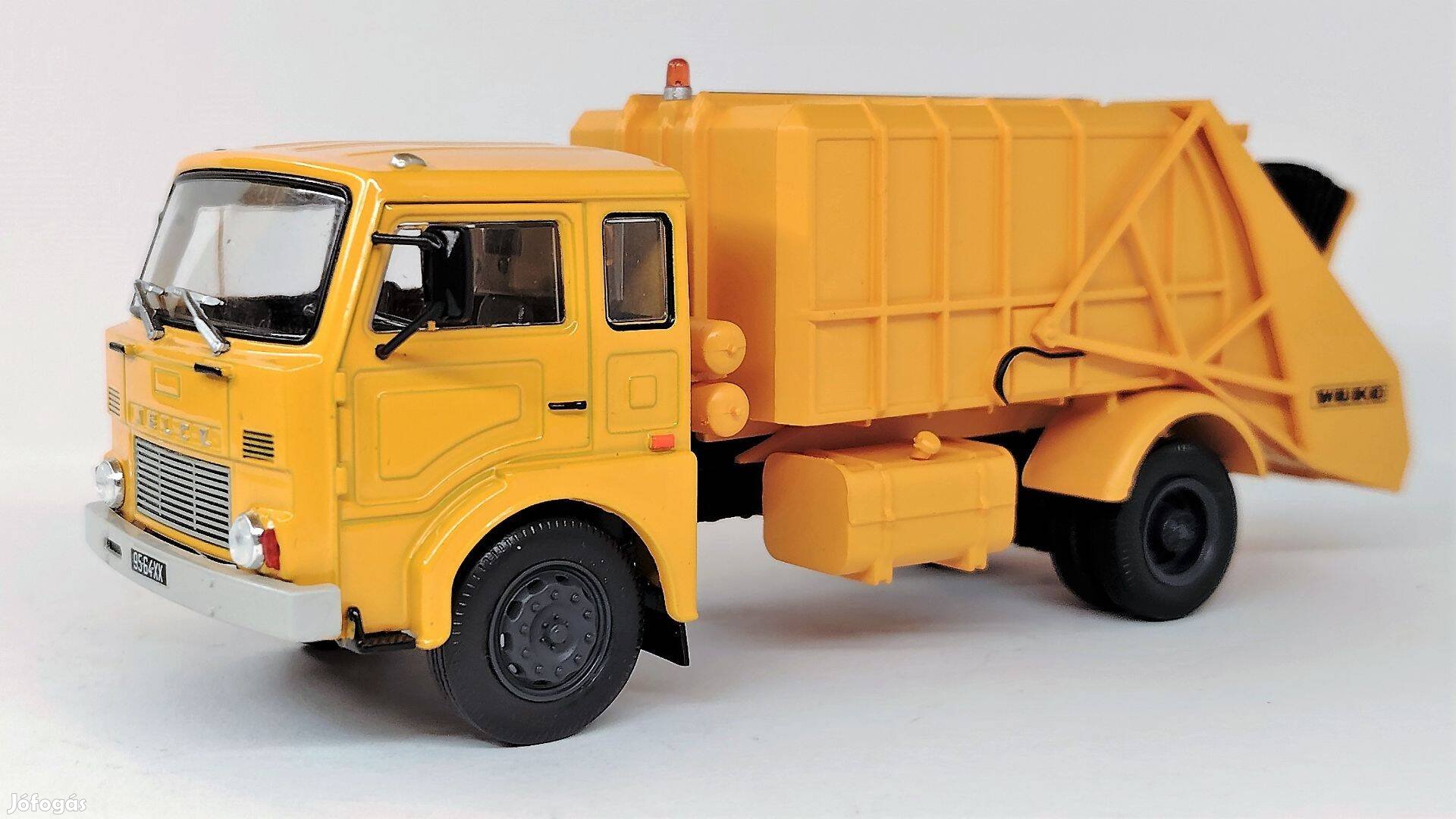 Jelcz P 315M SM-81 kukásautó modell 1:43 új bontatlan eladó