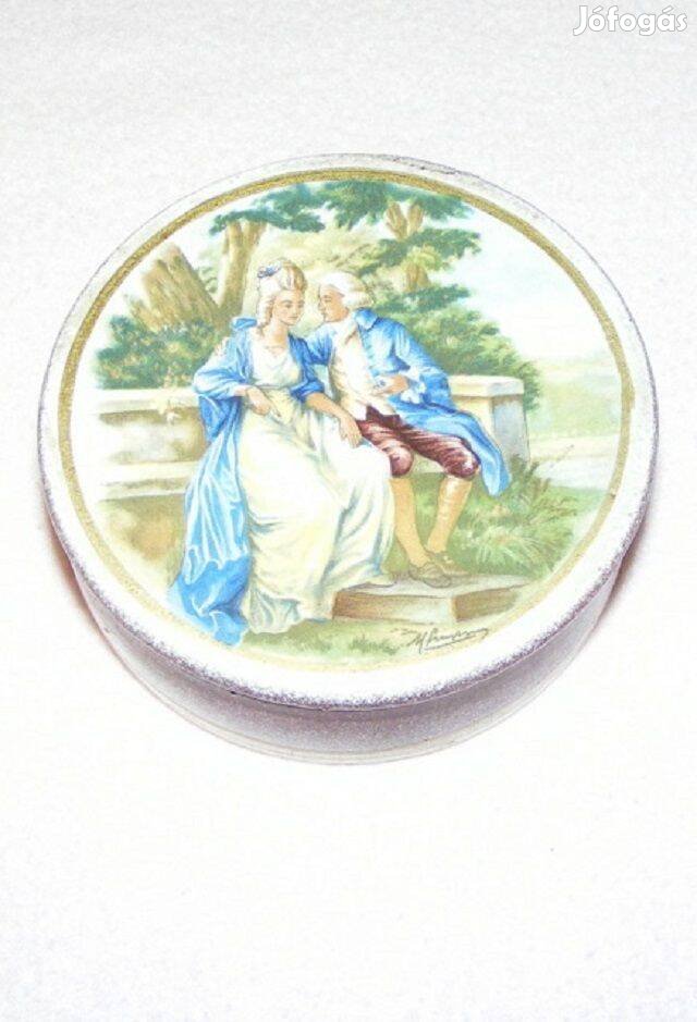 Jelenetes porcelán dobozka, bonbonier