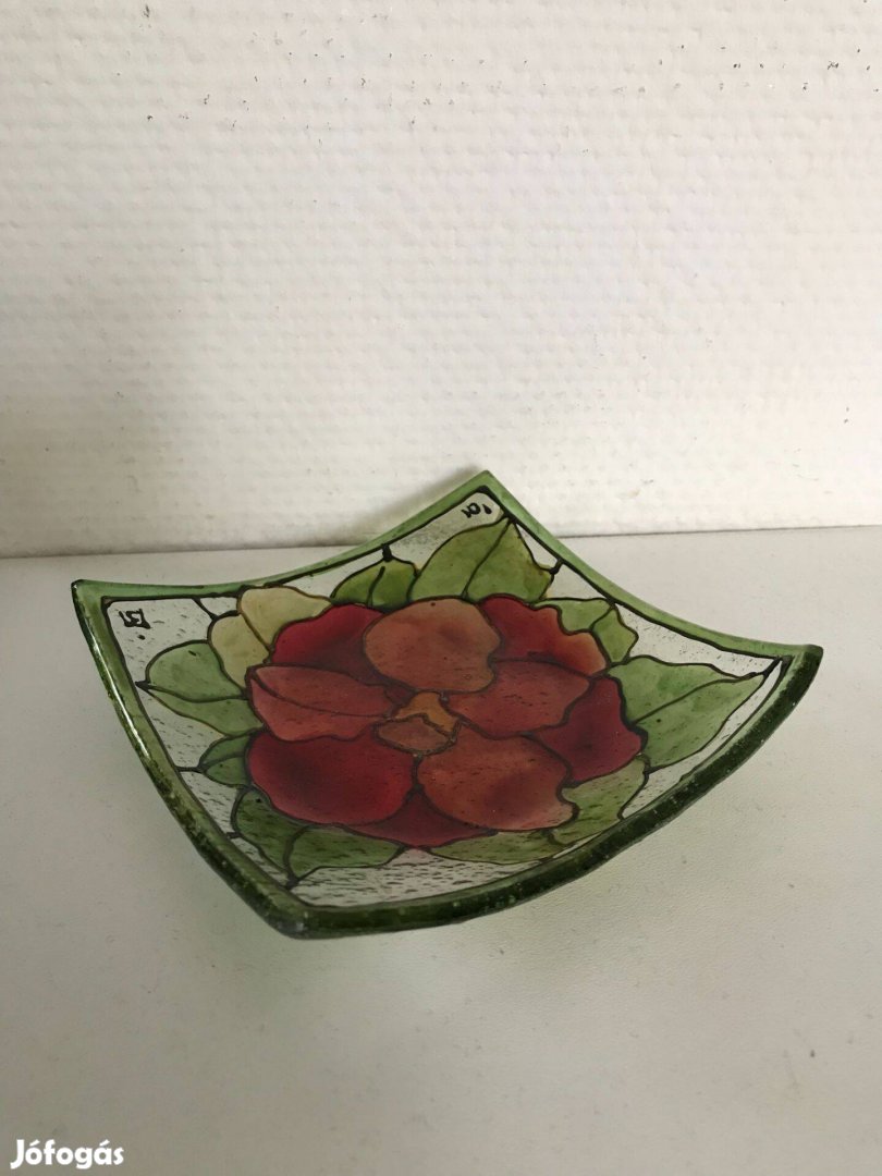 Jelzett Tiffany stílusú üvegtálka eladó