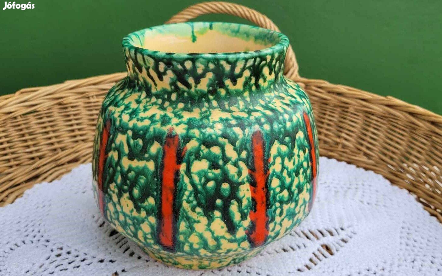 Jelzett retro iparművészeti kerámia váza, asztaldísz