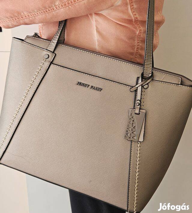 Jenny Fairy válltáska, sok hellyel, cipzárral