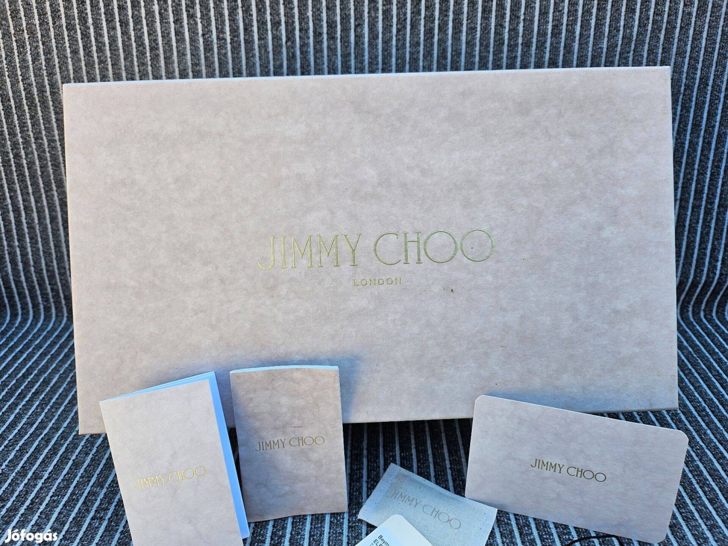 Jimmy Choo üres doboz