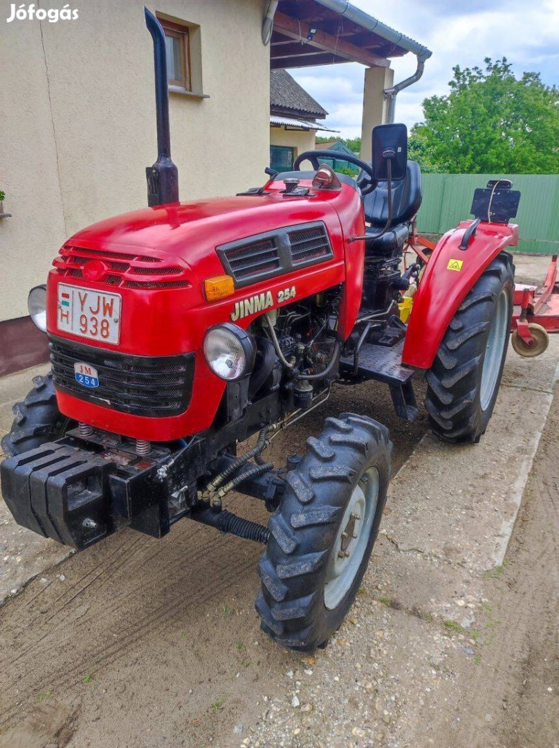 Jinma 254 kistraktor traktor friss műszakival gyári fűkaszával eladó