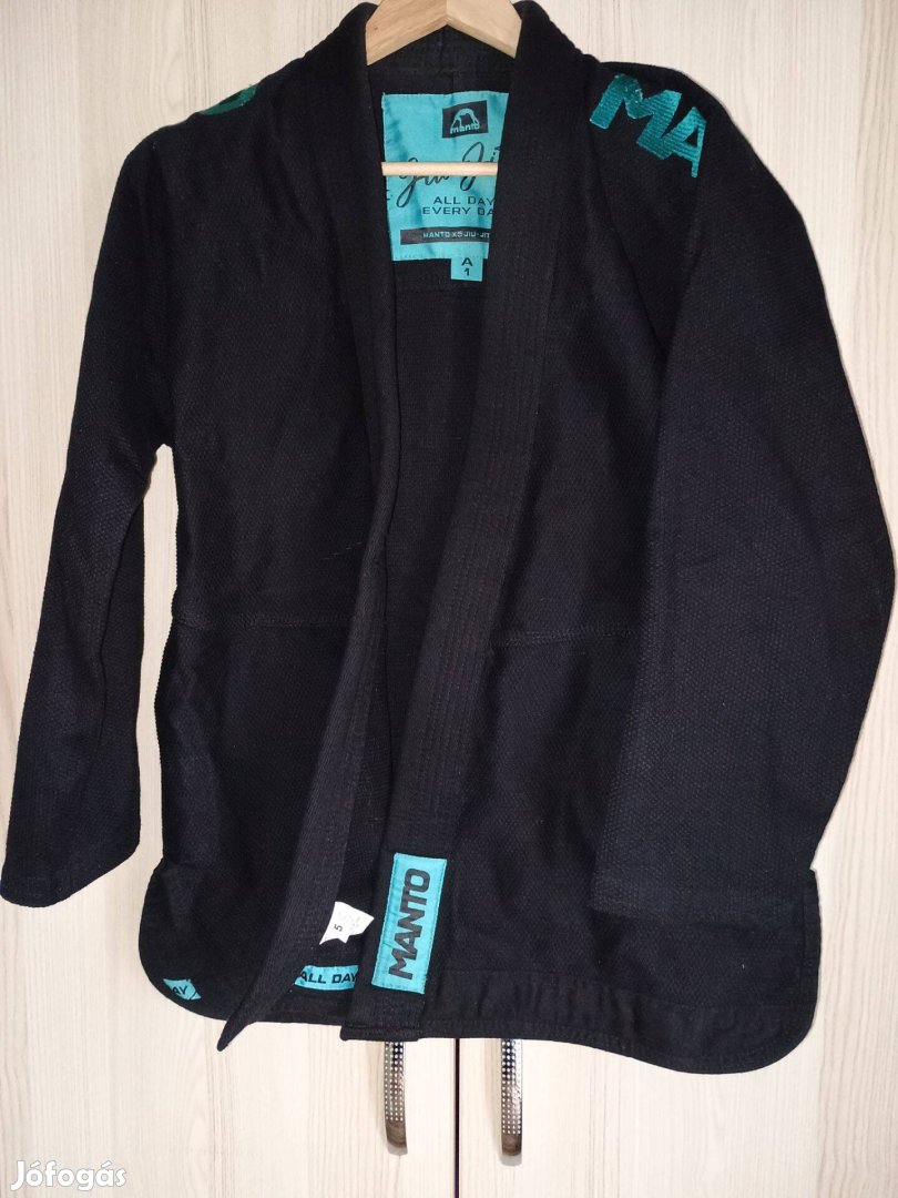 Jiu jitsu gi