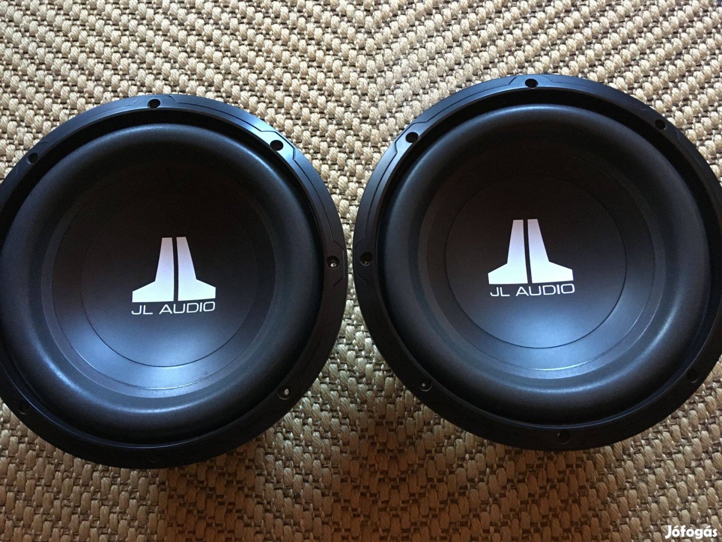 Jl Audio W0v2 4 ohm 10"-os 25cm mélynyomó sub hangszóró