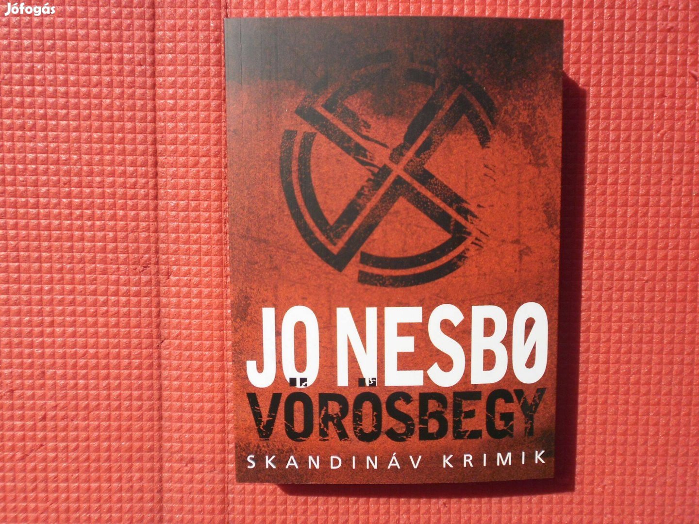 Jo Nesbo: Vörösbegy /Skandináv krimik/