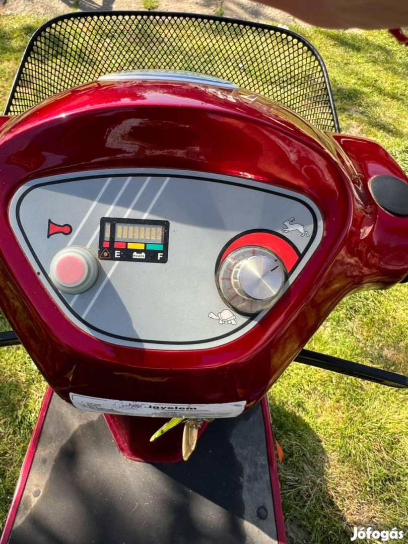 Jó állapotban lévő Rehab El-go elektromos meghajtású moped eladó