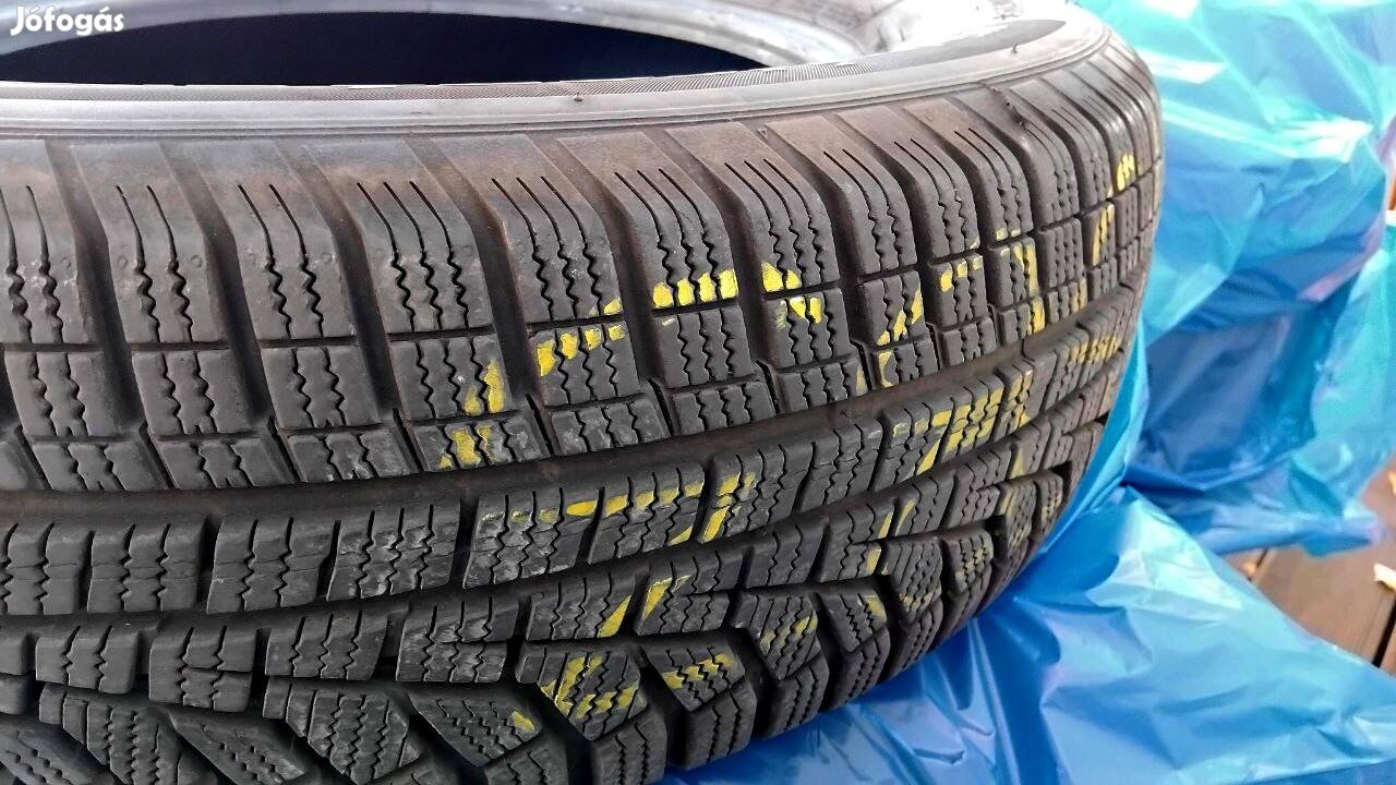 Jó állapotú 215/70/R16 Hankook téli gumi garnitúra